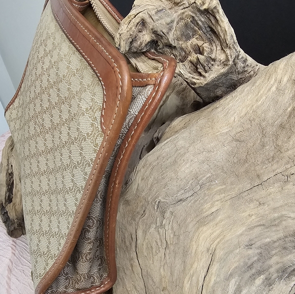 VINTAGE Celine Macadamia Clutch - Picture 6 of 13